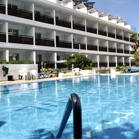 Estudio Con Piscina En 3* Puerto de la Cruz (Tenerife)